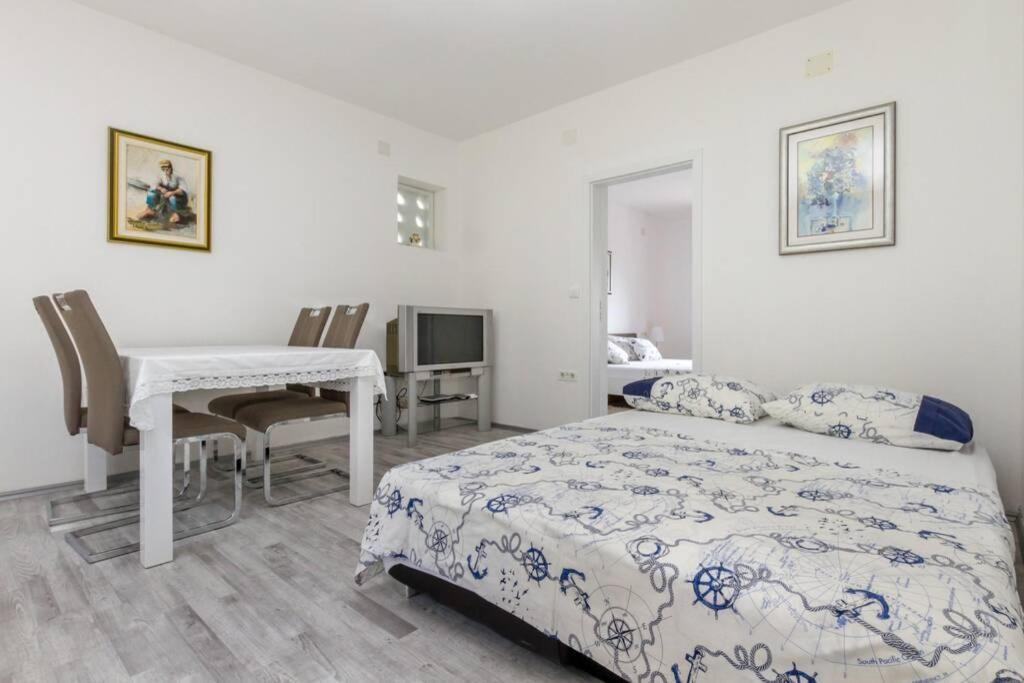 Apartman Buki **** Split Exterior foto